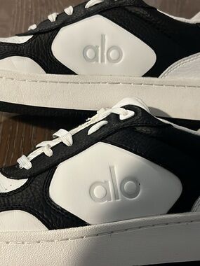 Alo Black & White Low-Top Sneakers
